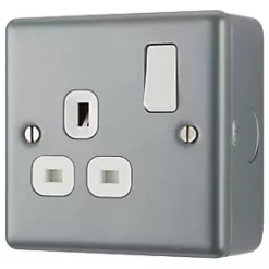 British General 13A 1-Gang DP Switched Metal Clad Power Socket with White Inserts