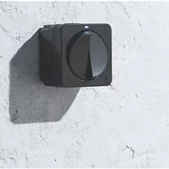 Knightsbridge OP3 IP66 20AX 2-Gang 2-Way Weatherproof Outdoor Switch with LED -Cheap Back Boxes Store 227VF A2