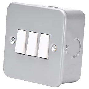 10AX 3-Gang 2-Way Metal Clad Switch with White Inserts 1 10AX 3-Gang 2-Way Metal Clad Switch with White Inserts