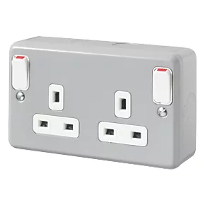 MK Metalclad Plus 13A 2-Gang DP Switched Metal Clad Socket with White Inserts 1 MK Metalclad Plus 13A 2-Gang DP Switched Metal Clad Socket with White Inserts