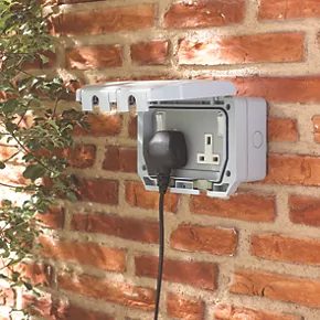 LAP IP66 13A 2-Gang DP Weatherproof Outdoor Switched Socket 2 LAP IP66 13A 2-Gang DP Weatherproof Outdoor Switched Socket - Image 2