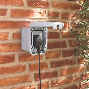 LAP IP66 13A 1-Gang DP Weatherproof Outdoor Switched Socket 2 LAP IP66 13A 1-Gang DP Weatherproof Outdoor Switched Socket - Image 2