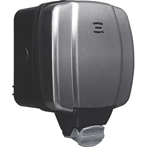 British General IP66 13A 1-Gang SP Weatherproof Outdoor Switched Socket 2 British General IP66 13A 1-Gang SP Weatherproof Outdoor Switched Socket - Image 2