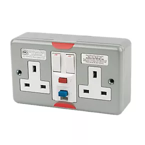MK 13A 2-Gang DP Switched Metal Clad Active Plug Socket with White Inserts 1 MK 13A 2-Gang DP Switched Metal Clad Active Plug Socket with White Inserts