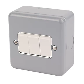 MK Metalclad Plus 10AX 3-Gang 2-Way Metal Clad Light Switch with White Inserts 1 MK Metalclad Plus 10AX 3-Gang 2-Way Metal Clad Light Switch with White Inserts
