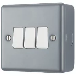 British General 10AX 3-Gang 2-Way Metal Clad Triple Light Switch with White Inserts