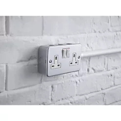 13A 2-Gang SP Switched Metal Clad Socket with White Inserts -Cheap Back Boxes Store 69127 A2